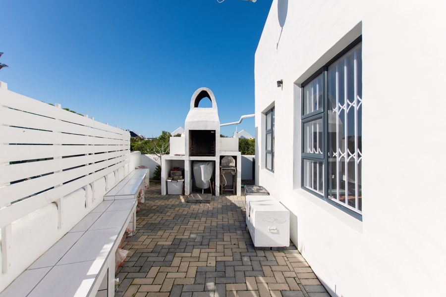 4 Bedroom Property for Sale in Dwarskersbos Western Cape